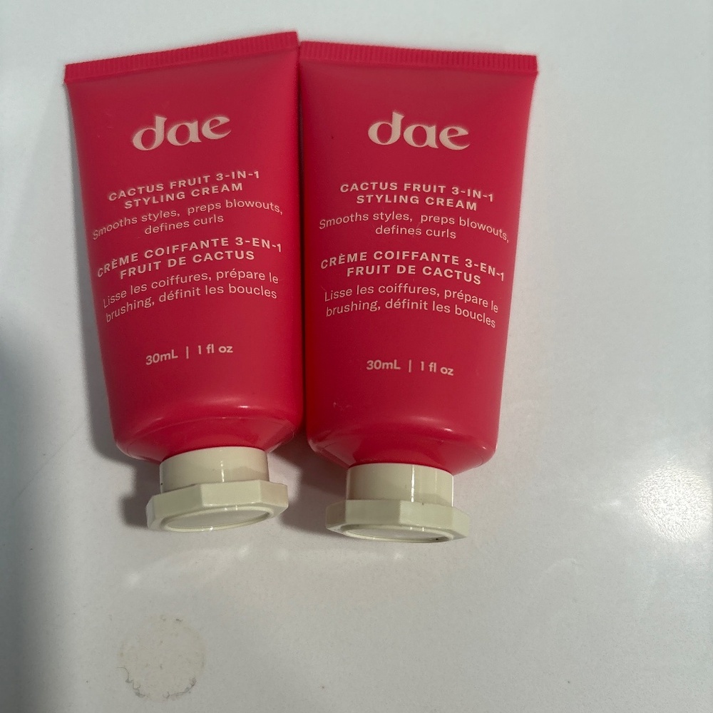 dae Cactus Fruit 3-in-1 Styling Cream Mini Bundle (2)